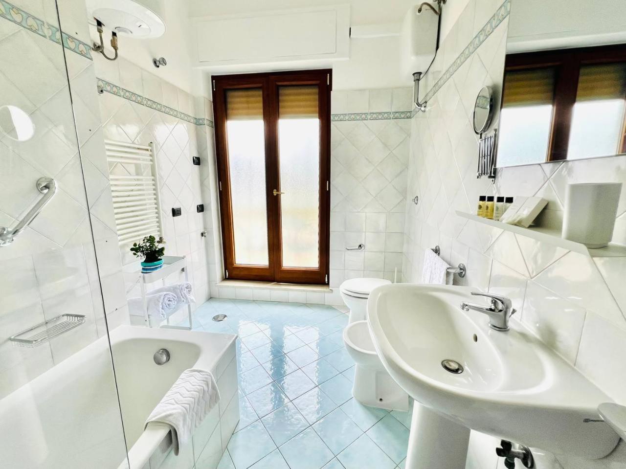 Azzurrissima Home-B&B Sorrento Centro Екстер'єр фото