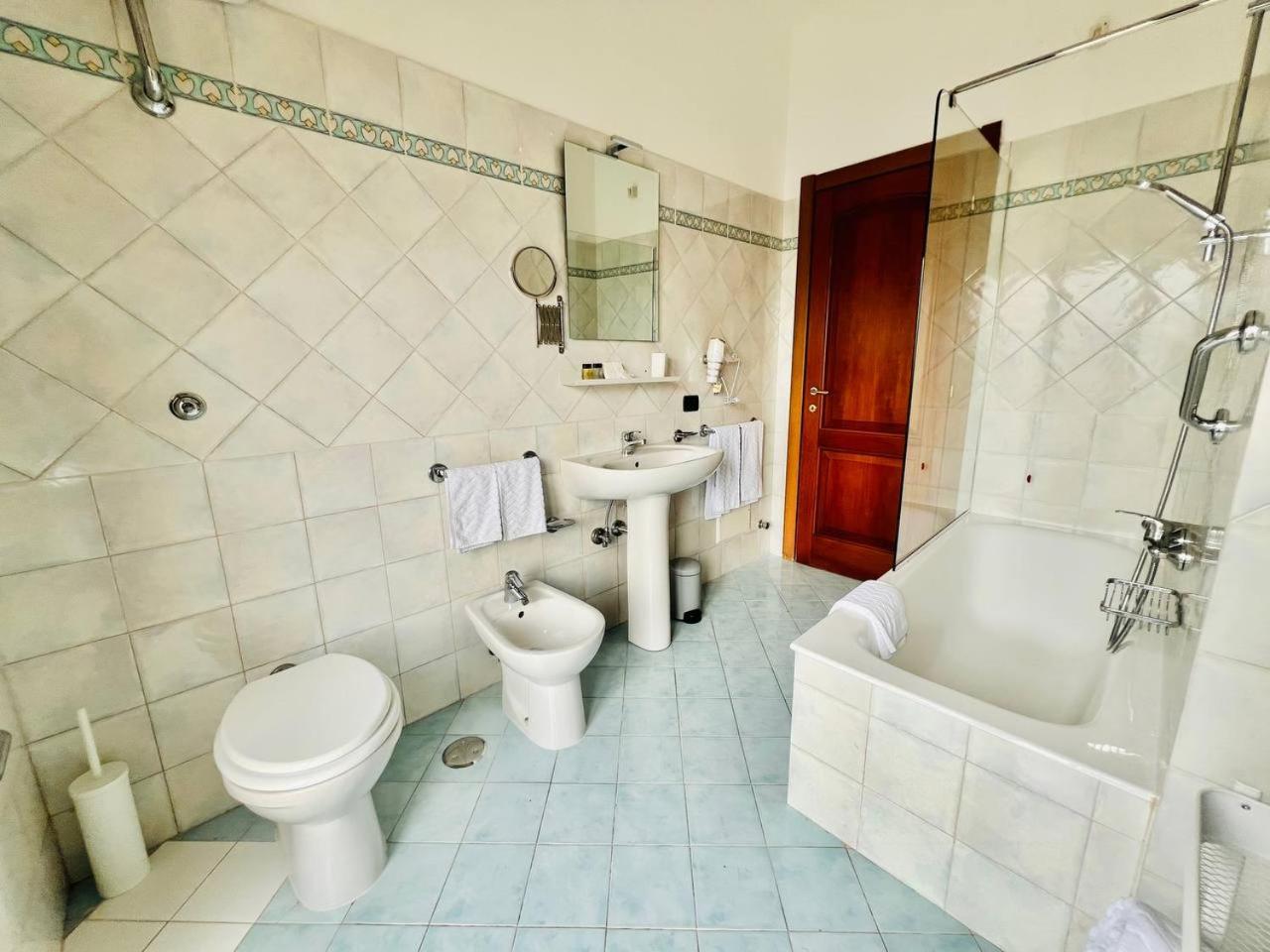 Azzurrissima Home-B&B Sorrento Centro Екстер'єр фото
